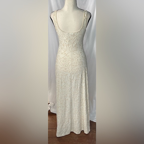 Alexia Admor Beaded Gown | NWT | Size Small - Picture 10 of 16